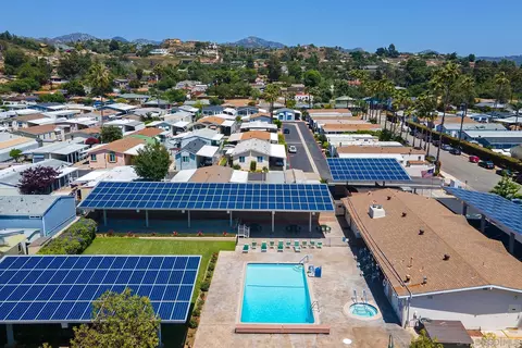 View/Area - 14093 Pomegranate Ave #216, Poway, CA 92064 photo 3 of 8