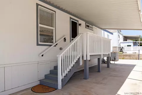 Exterior - 14093 Pomegranate Ave #216, Poway, CA 92064 photo 4 of 7