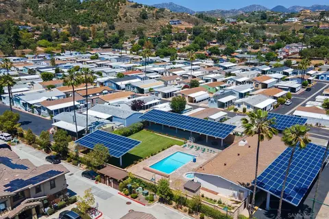 View/Area - 14093 Pomegranate Ave #216, Poway, CA 92064 photo 2 of 8