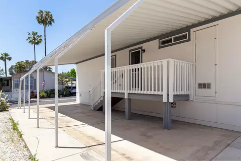 Exterior - 14093 Pomegranate Ave #216, Poway, CA 92064 photo 5 of 7