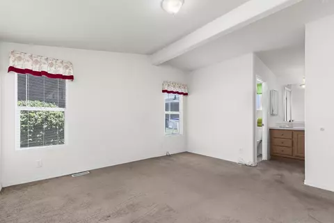 Bedroom - 14093 Pomegranate Ave #216, Poway, CA 92064 photo 2 of 4