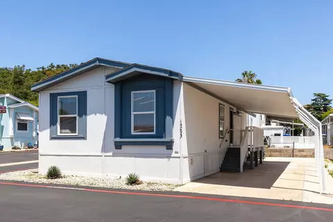 Exterior - 14093 Pomegranate Ave #216, Poway, CA 92064 photo 3 of 7
