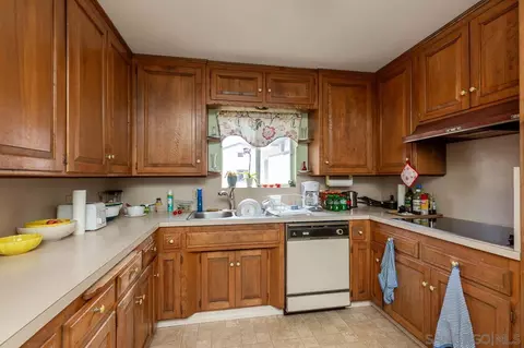 231 E, Coronado, CA 92118 photo 15