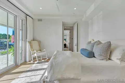 Bedroom - 201 Ocean Dr, Coronado, CA 92118 photo 2 of 6