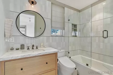 Bath - 201 Ocean Dr, Coronado, CA 92118 photo 1 of 7