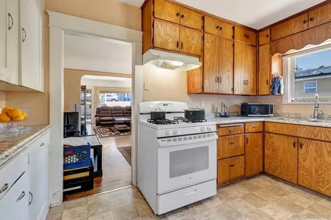 9065-67 Lemon St, Spring Valley, CA 91977 photo 11