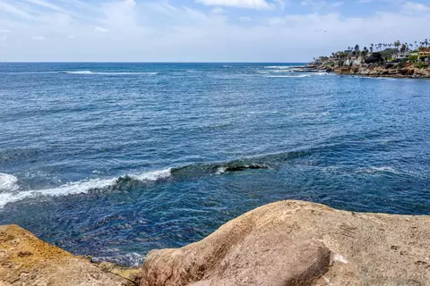 View/Area - 5709 Abalone Pl, La Jolla, CA 92037 photo 3 of 3