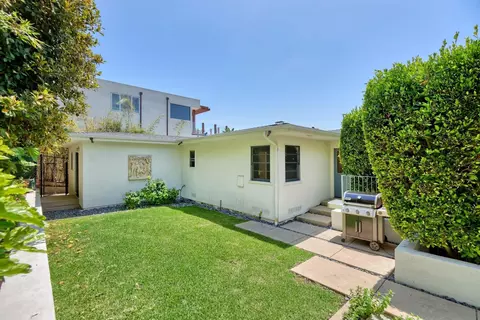 Exterior - 5709 Abalone Pl, La Jolla, CA 92037 photo 5 of 8