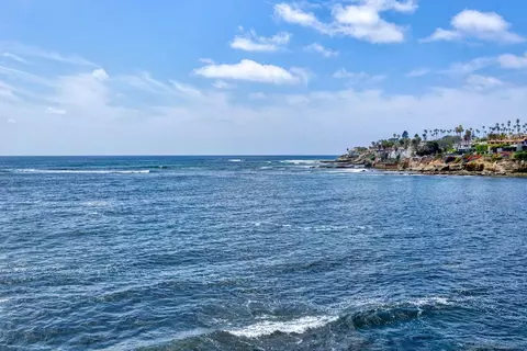 View/Area - 5709 Abalone Pl, La Jolla, CA 92037 photo 2 of 3