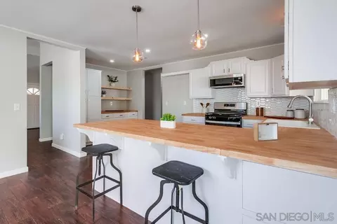 950 Funquest Dr, Fallbrook, CA 92028 photo 7