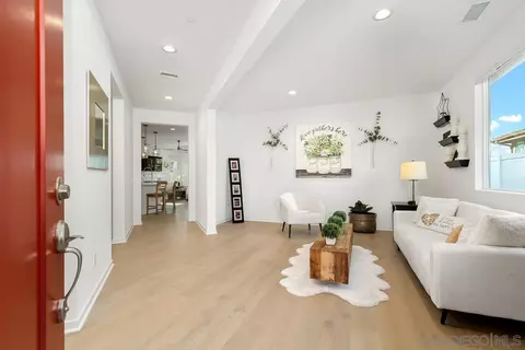 32082 Sedge Way, Temecula, CA 92591 photo 2