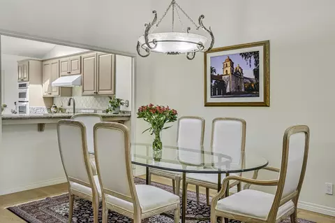 Dining - 6375 Via Cabrera, La Jolla, CA 92037 photo 3 of 4