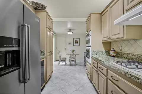 Kitchen - 6375 Via Cabrera, La Jolla, CA 92037 photo 1 of 2