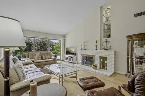 Living - 6375 Via Cabrera, La Jolla, CA 92037 photo 3 of 3