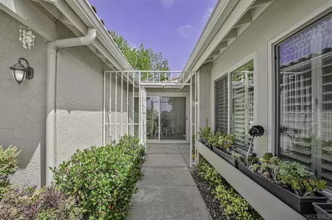 Exterior - 6375 Via Cabrera, La Jolla, CA 92037 photo 3 of 6