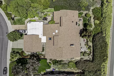 View/Area - 6375 Via Cabrera, La Jolla, CA 92037 photo 3 of 6