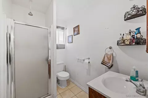 124 E View St, Fallbrook, CA 92028 photo 27