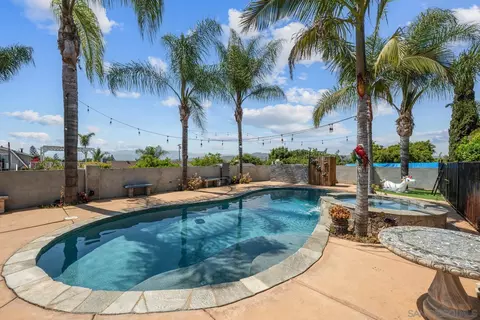 124 E View St, Fallbrook, CA 92028 photo 47