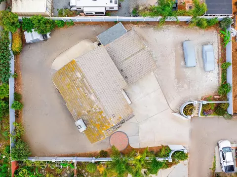 View/Area - 119 Smilax Rd, Vista, CA 92083 photo 6 of 6