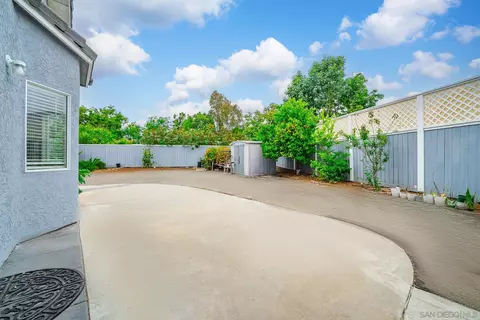Exterior - 119 Smilax Rd, Vista, CA 92083 photo 9 of 10