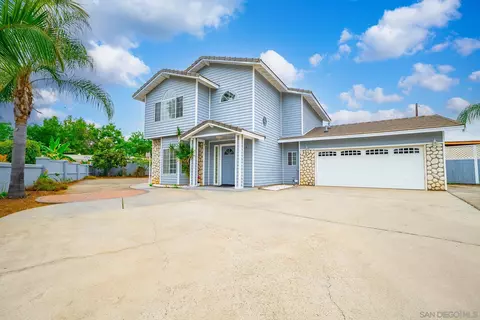 Exterior - 119 Smilax Rd, Vista, CA 92083 photo 2 of 10