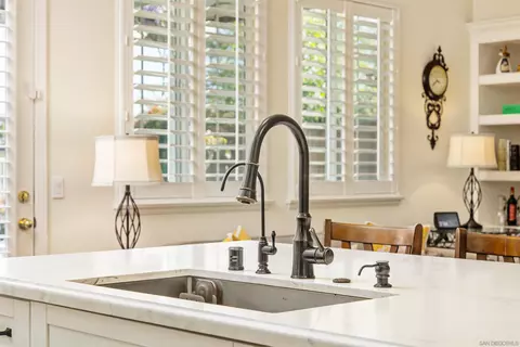Kitchen - 1284 Panorama Ridge Rd, Oceanside, CA 92056 photo 6 of 7