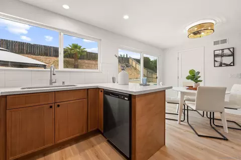 9134 Inverness Rd, Santee, CA 92071 photo 11
