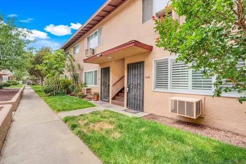 9731 Winter Gardens Dr #67, Lakeside, CA 92040