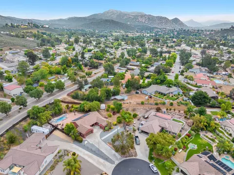 View/Area - 23625 Galeria Cir, Ramona, CA 92065 photo 9 of 12