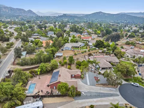 View/Area - 23625 Galeria Cir, Ramona, CA 92065 photo 3 of 12