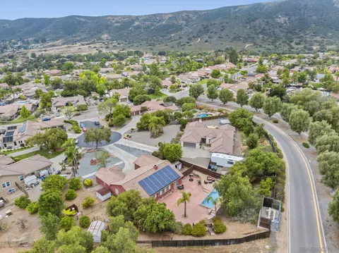 View/Area - 23625 Galeria Cir, Ramona, CA 92065 photo 6 of 12