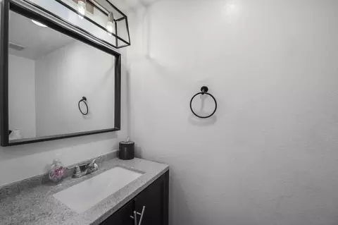 8713-15 Central Way, Spring Valley, CA 91977 photo 7