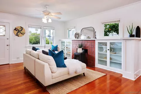 4572 Date Ave, La Mesa, CA 91941 photo 2