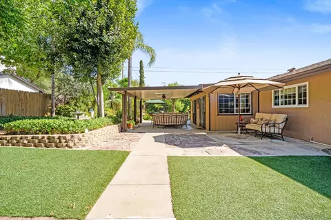 Exterior - 1070 Ramona St, Ramona, CA 92065 photo 17 of 18