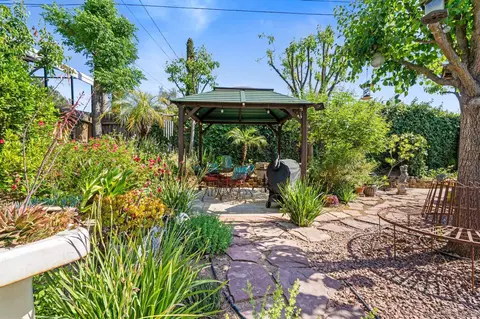 Exterior - 1070 Ramona St, Ramona, CA 92065 photo 8 of 18