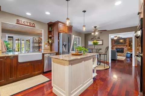 Kitchen - 1070 Ramona St, Ramona, CA 92065 photo 2 of 4