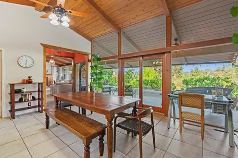 9835 Edgelake Dr, La Mesa, CA 91941 photo 19