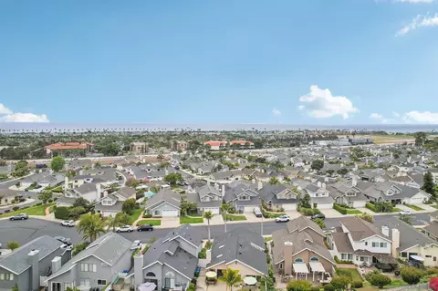 View/Area - 6872 Shearwaters Dr, Carlsbad, CA 92011 photo 6 of 10