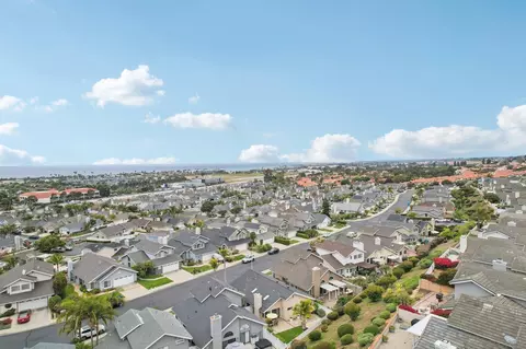 View/Area - 6872 Shearwaters Dr, Carlsbad, CA 92011 photo 7 of 10