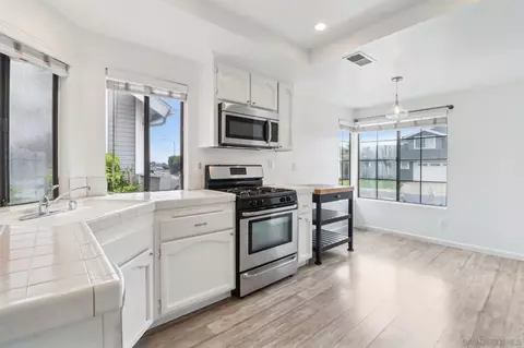 Kitchen - 6872 Shearwaters Dr, Carlsbad, CA 92011 photo 3 of 3