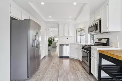 Kitchen - 6872 Shearwaters Dr, Carlsbad, CA 92011 photo 1 of 3