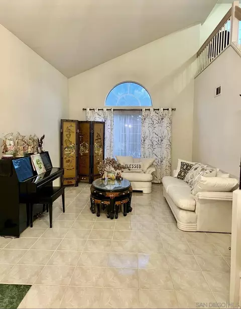 Living - 2143 Saddleback Dr, Corona, CA 92879 photo 2 of 3