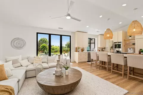 2511 San Clemente Ave, Vista, CA 92084