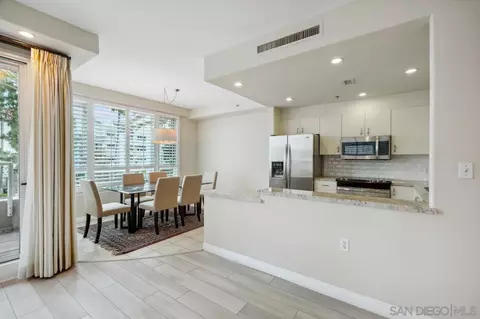3890 Nobel Dr #207, San Diego, CA 92122