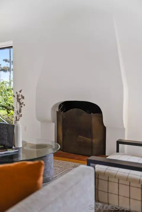 Living - 7316 Encelia Dr, La Jolla, CA 92037 photo 2 of 7