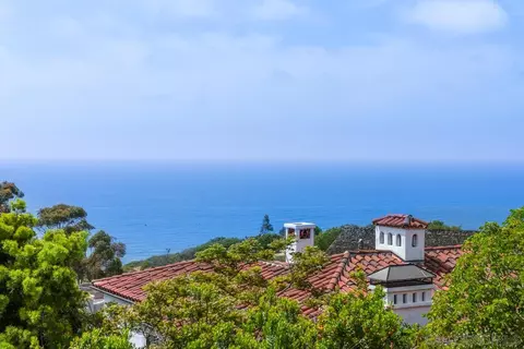 View/Area - 7316 Encelia Dr, La Jolla, CA 92037 photo 2 of 7