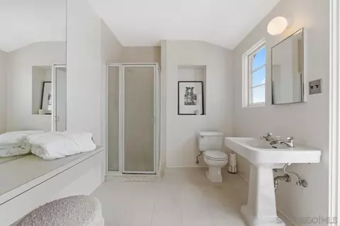 Bath - 7316 Encelia Dr, La Jolla, CA 92037 photo 1 of 4