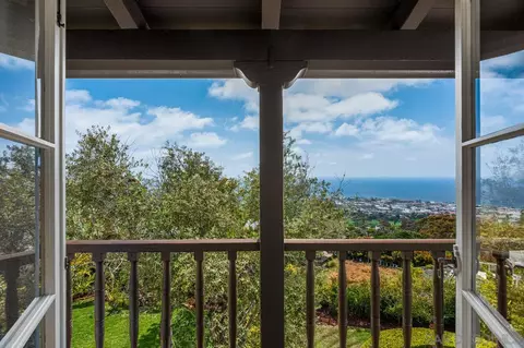 View/Area - 7316 Encelia Dr, La Jolla, CA 92037 photo 6 of 7