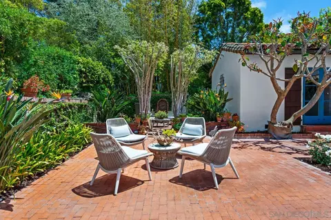 Exterior - 7316 Encelia Dr, La Jolla, CA 92037 photo 15 of 27