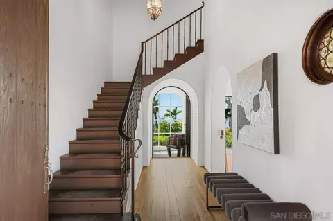 Entry Way - 7316 Encelia Dr, La Jolla, CA 92037 photo 1 of 3